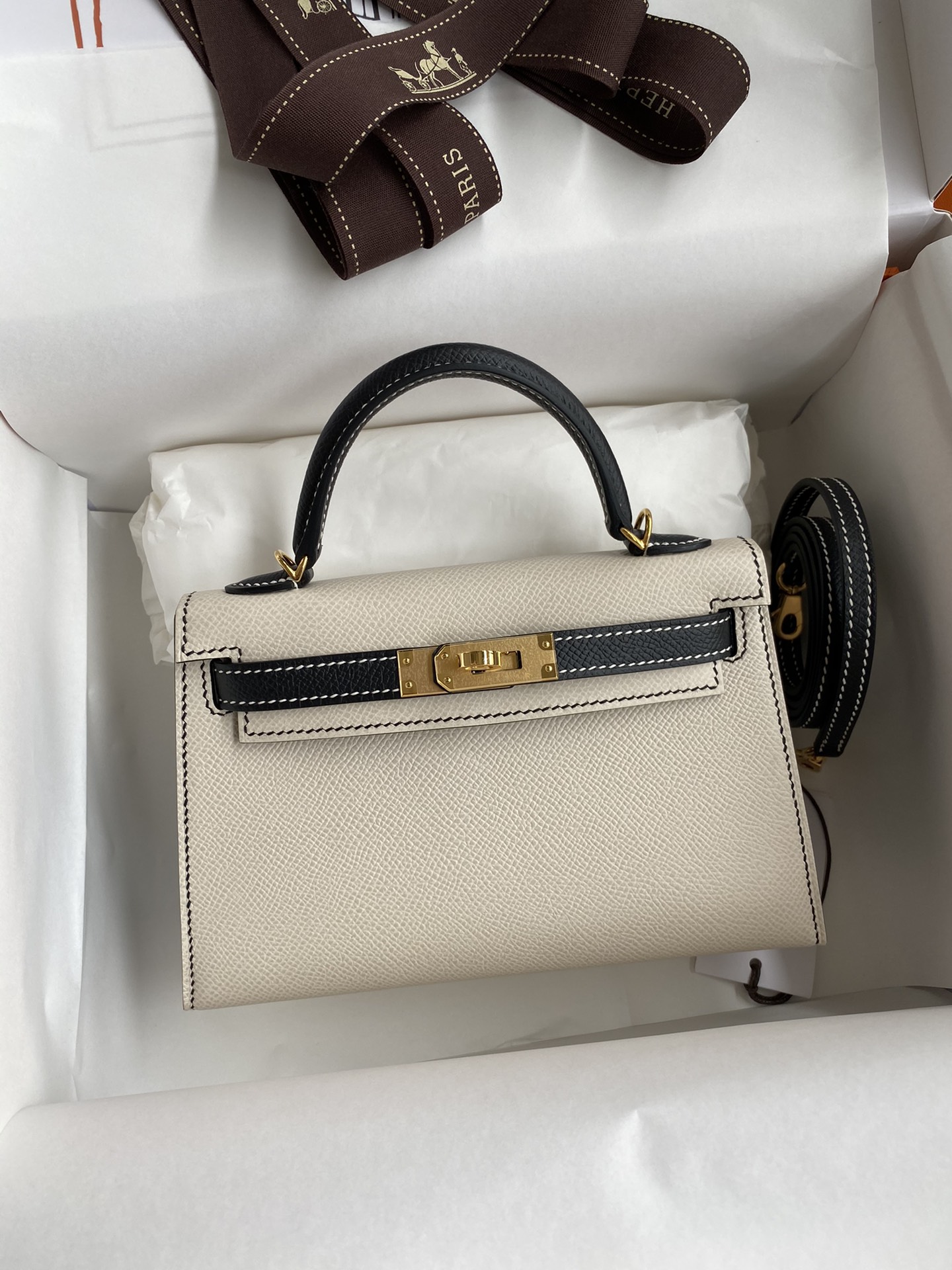 Hermes Kelly Mini II Bag 19CM In White Black Epsom Leather